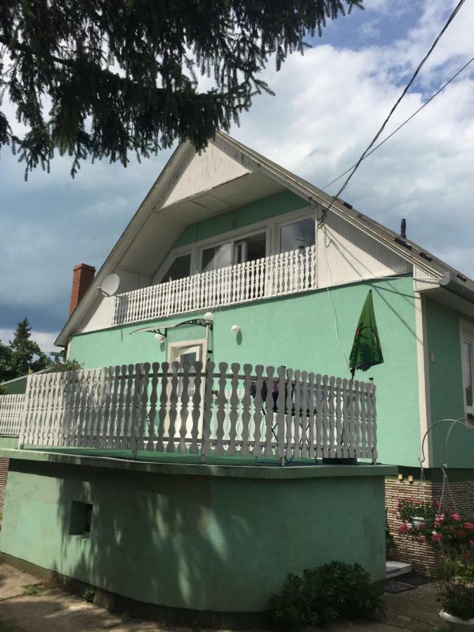 Rozsavoelgy Apartman Balatonlelle Bagian luar foto
