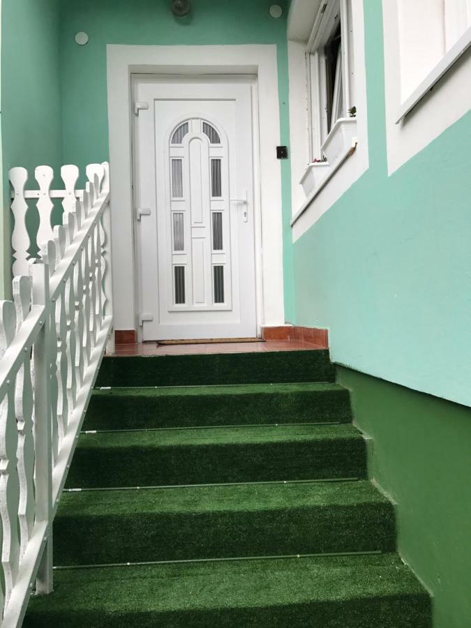 Rozsavoelgy Apartman Balatonlelle Bagian luar foto